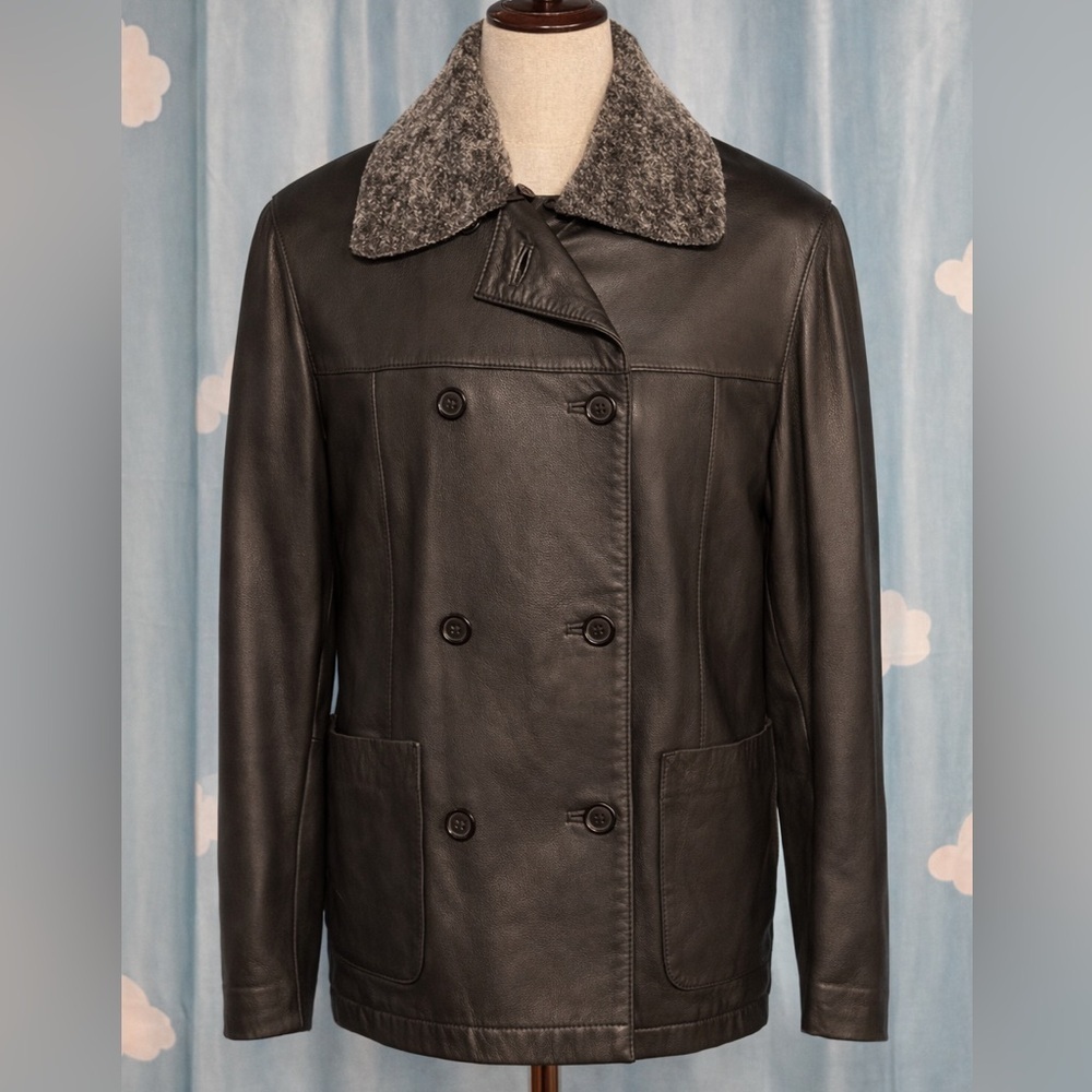 Vintage leather double breasted jacket w removable collar.8 Medium